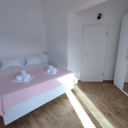 V&v-murter Hideaway Appartamento *