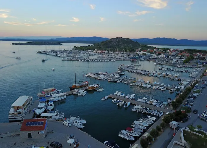 V&v-murter Hideaway Apartamento *