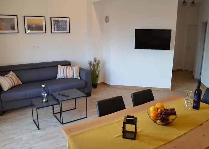 V&v-murter Hideaway *